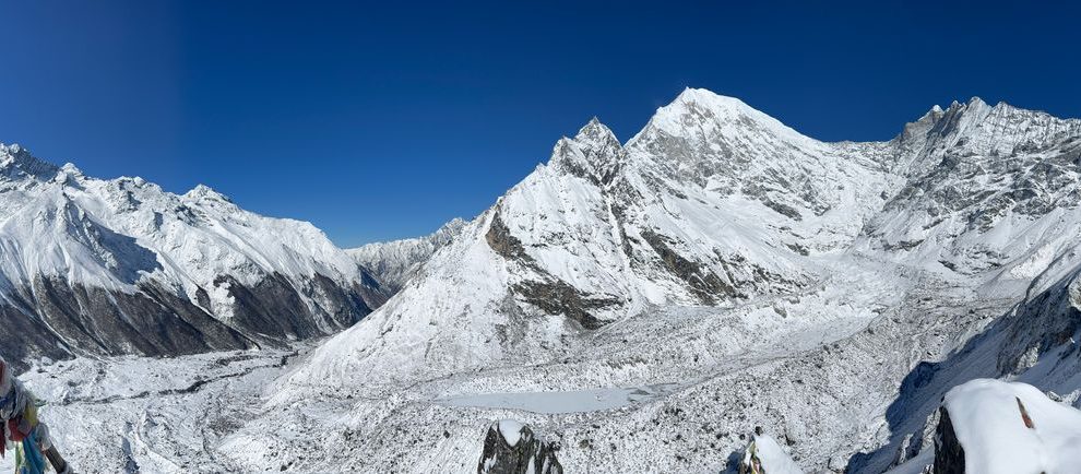 kyangjin ri the lower peak of langtang